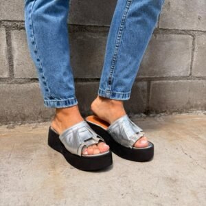 Sandalia Vuelo Plateada