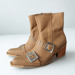 Botín Camel Hebilla