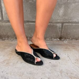 Bucha Negra Punta Abierta