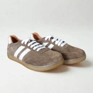 Zapatilla Taupe Líneas