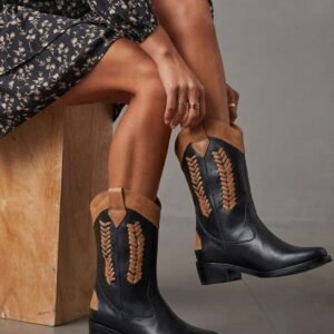 Bota Negra Trenzada Camel